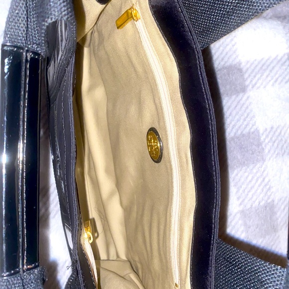 Tory Burch Tote/ Classic Black / Mint - Picture 2 of 4